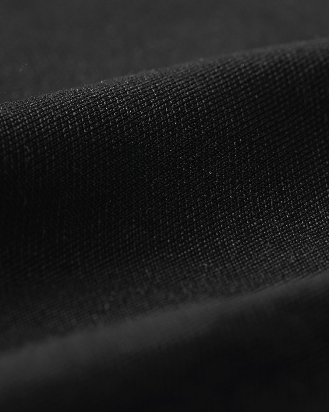 Men Sleek Fit Air Polo Tee