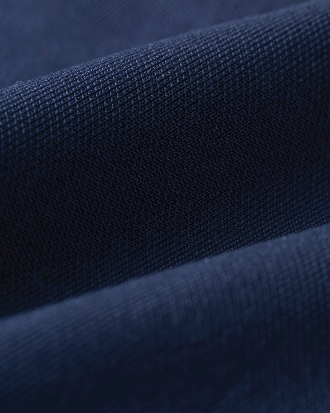 Men Sleek Fit Air Polo Tee