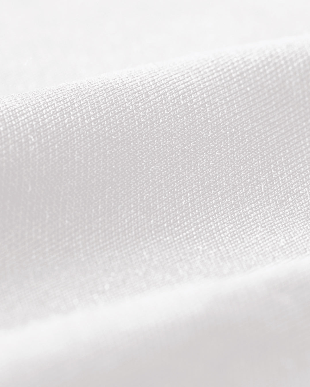 Men Sleek Fit Air Polo Tee