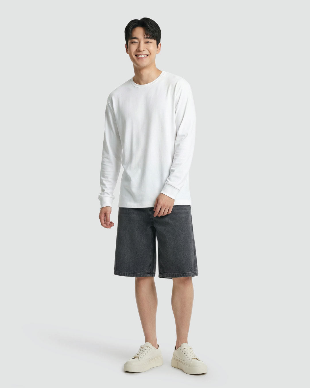 Men Premium Long Sleeve Crew Neck Tee