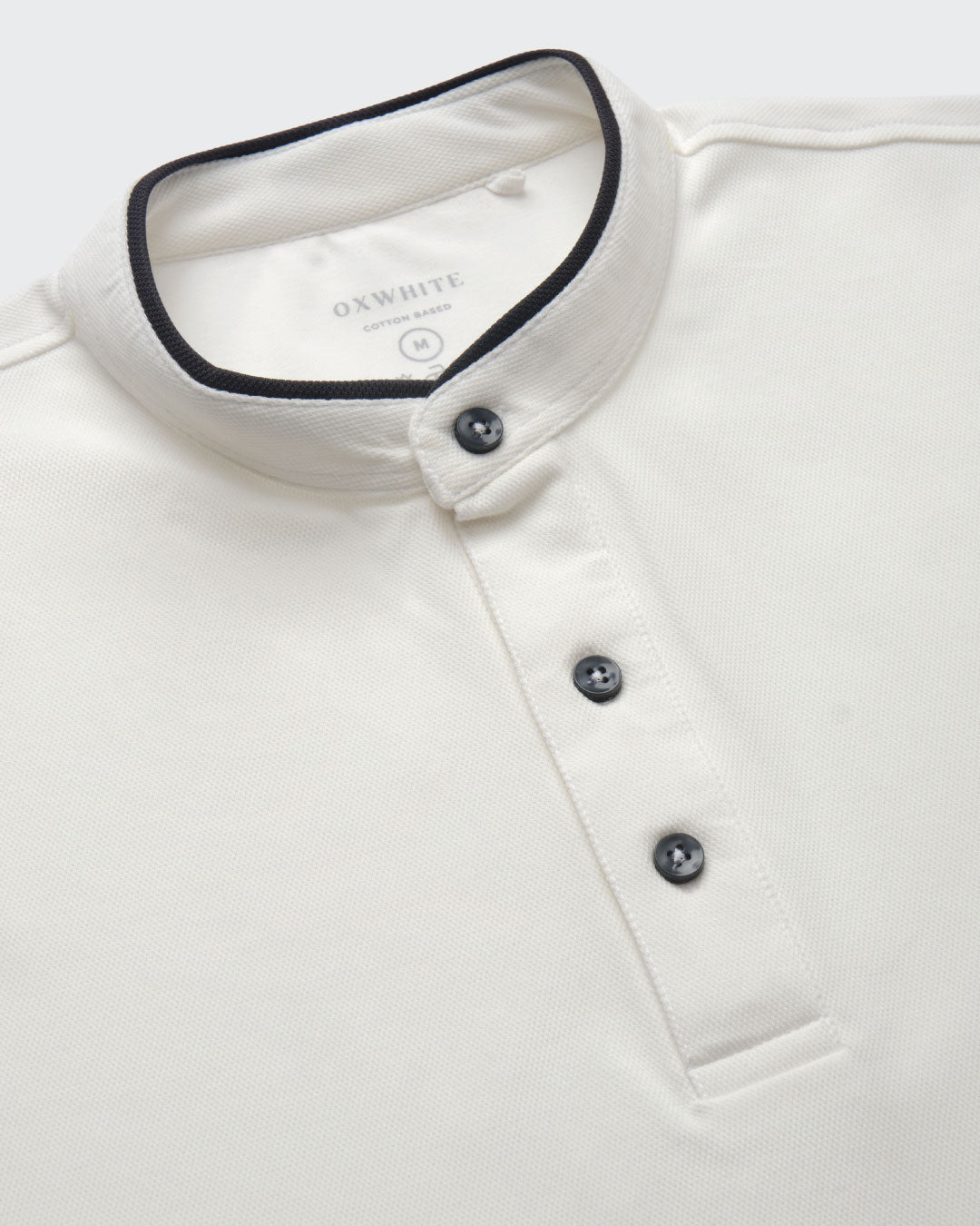 Men Slim Fit Contrast Mandarin Collar Tee