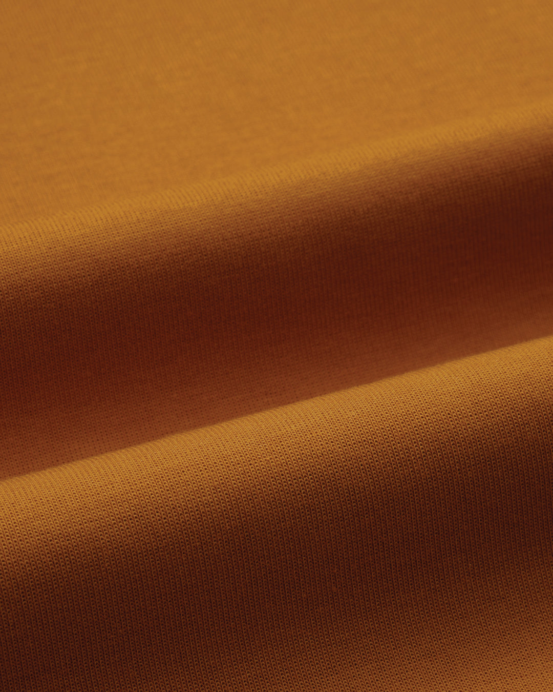 Men Duotone Ribbed Collar Tee