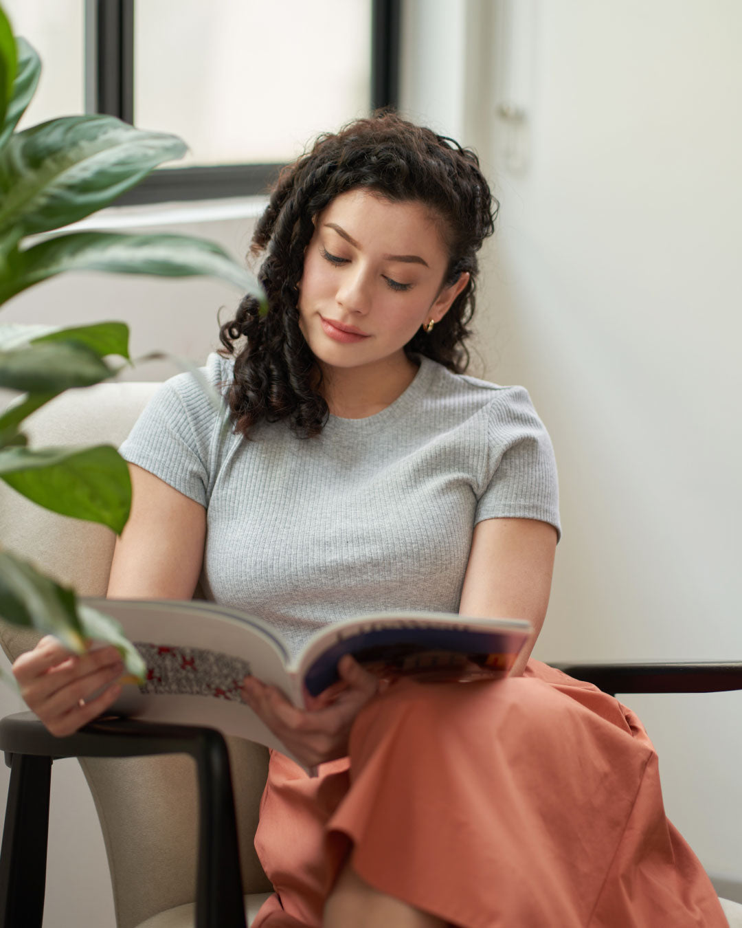 Women Round Neck Ribbed Top