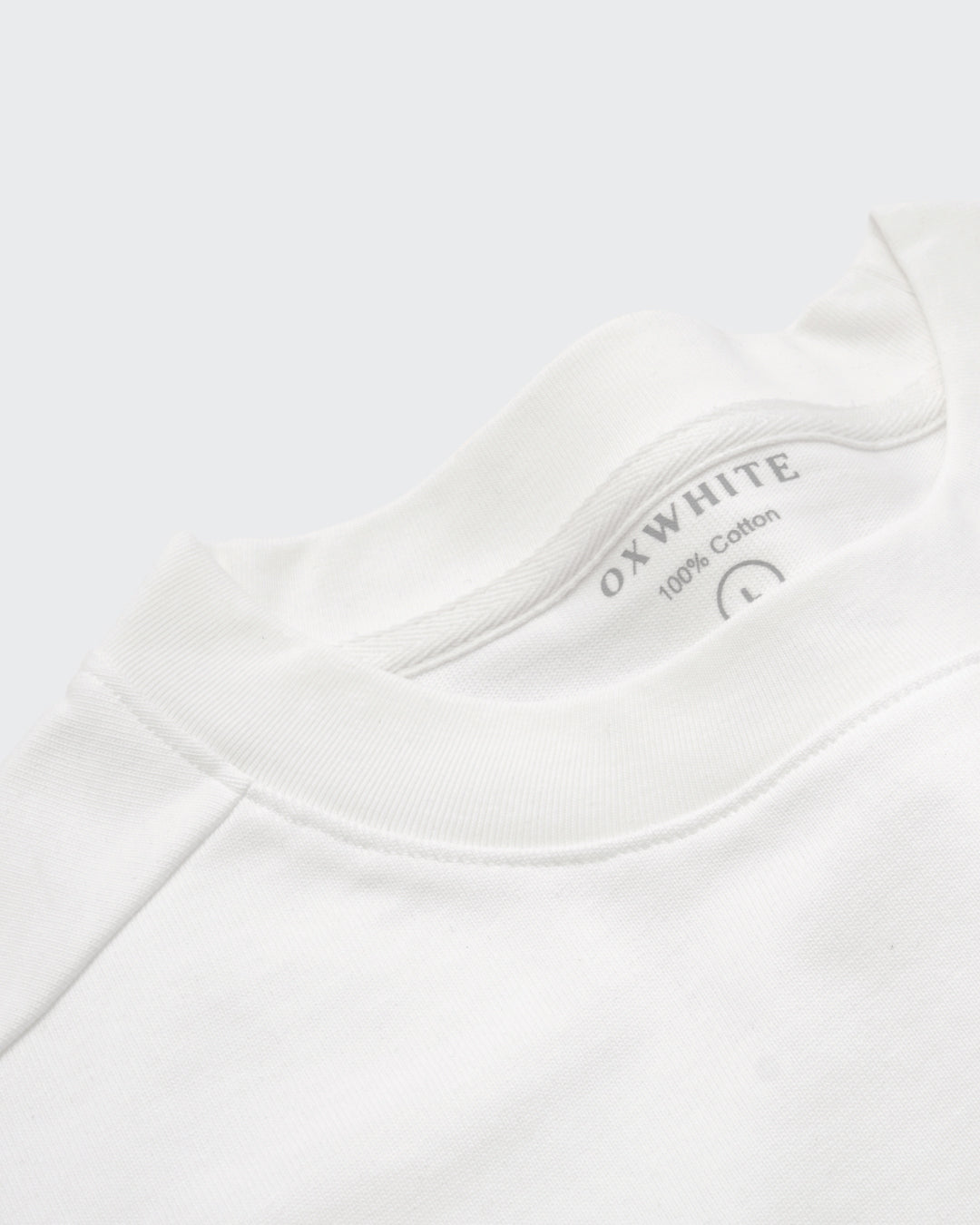 Men Boxy Fit Shoulder Panelled Top