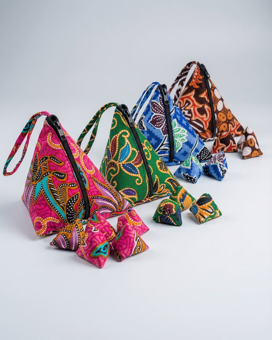 Batu Seremban Set & Pouch (FREE GIFT)