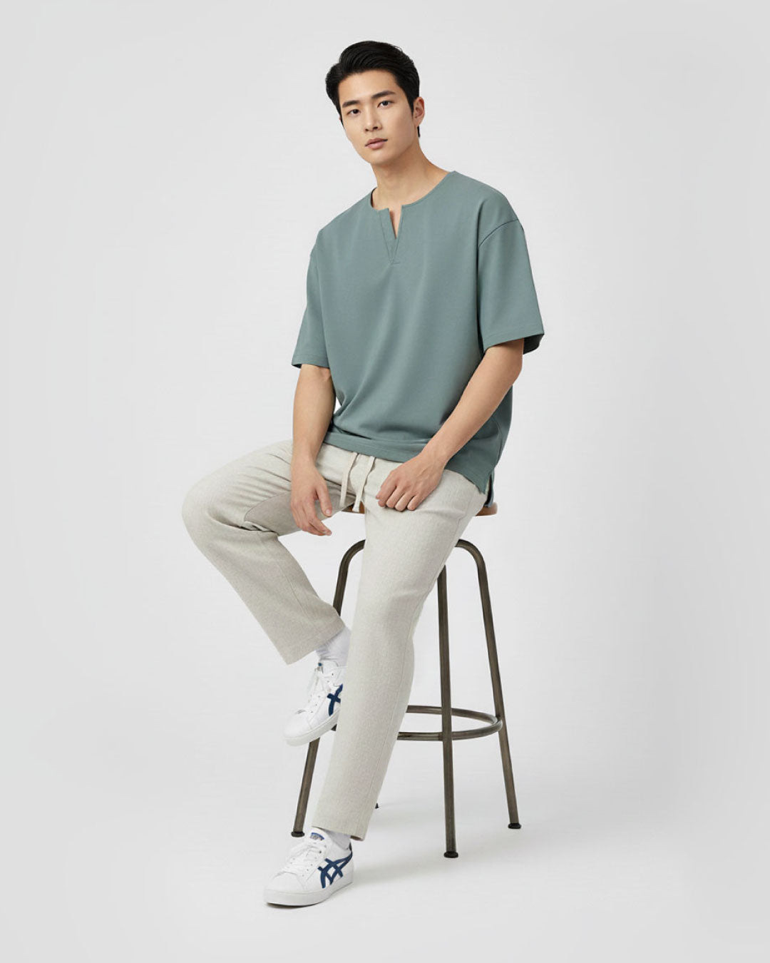 Men Oversized Notch Tee