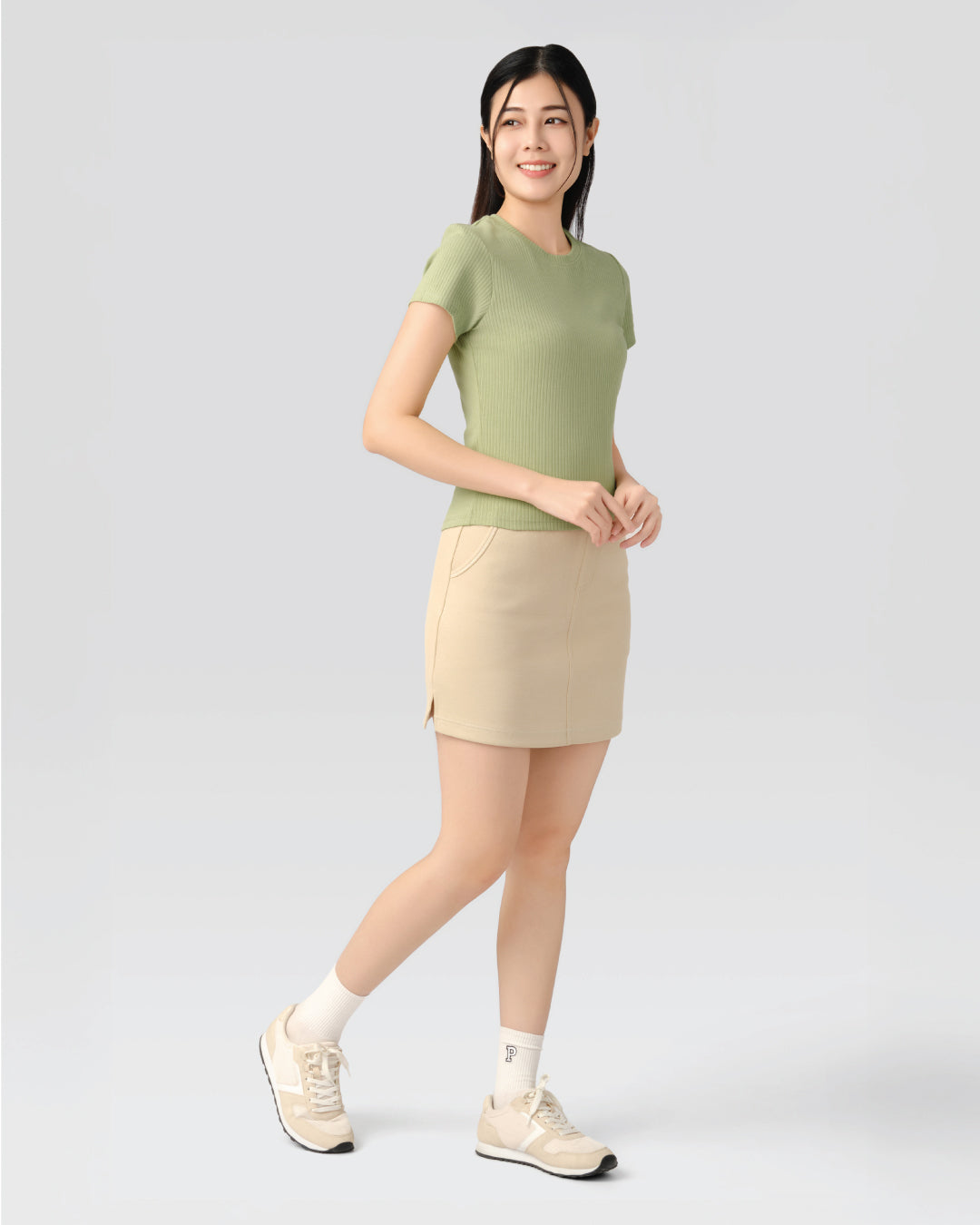 Women Round Neck Ribbed Top