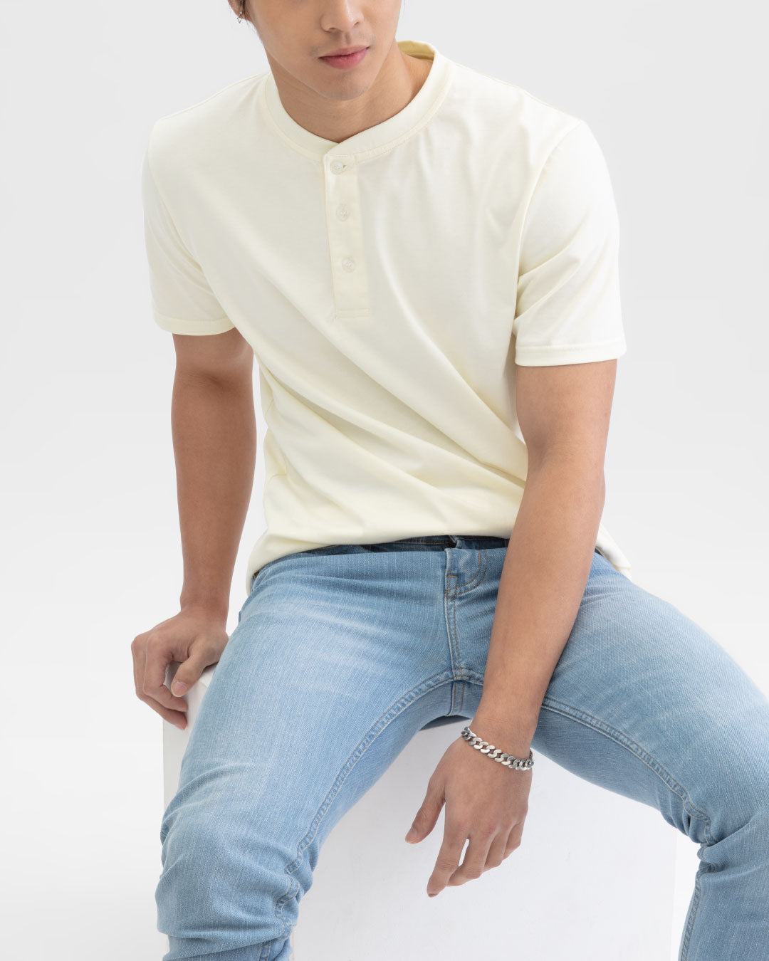 Men Short Sleeve Henley Tee